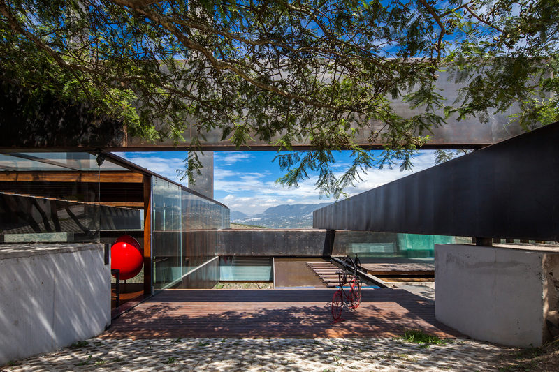 Illustration for article titled Add this spectacular house to your list of dream homes